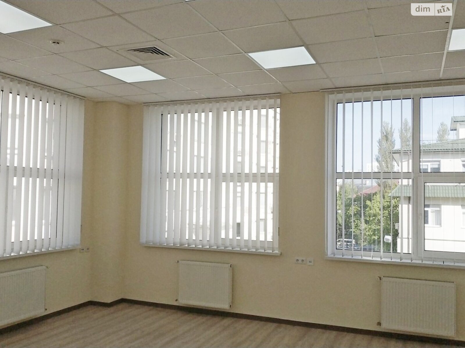 Оренда офісного приміщення в Києві, Юрія Іллєнка вулиця, приміщень - 3, поверх - 3 фото 1 Оренда офісного приміщення в Києві, Юрія Іллєнка вулиця, приміщень - 3, поверх - 3 фото 1