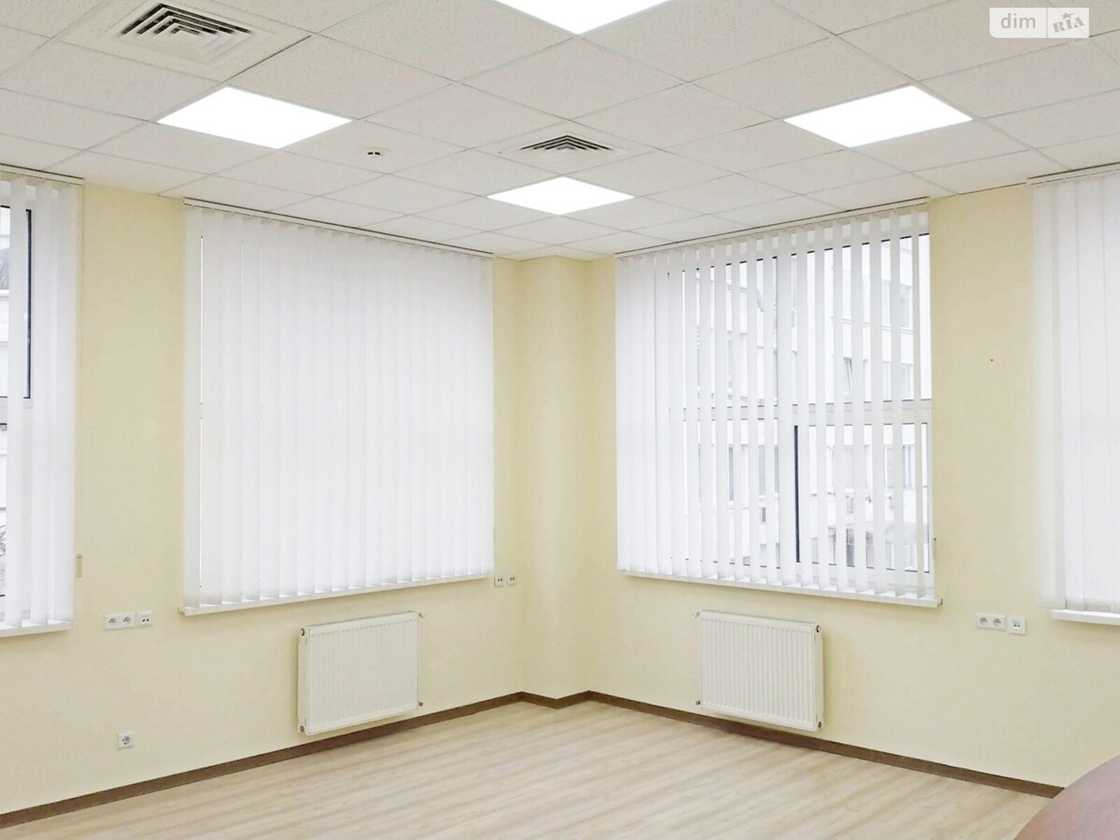 Оренда офісного приміщення в Києві, Юрія Іллєнка вулиця, приміщень - 3, поверх - 3 фото 1 Оренда офісного приміщення в Києві, Юрія Іллєнка вулиця, приміщень - 3, поверх - 3 фото 1