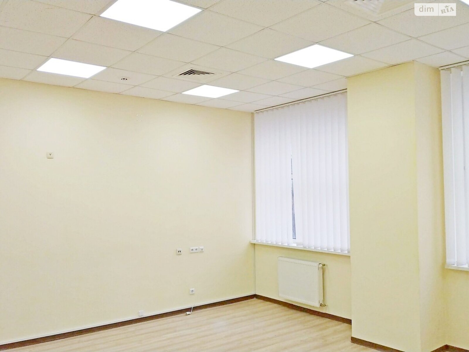 Оренда офісного приміщення в Києві, Юрія Іллєнка вулиця, приміщень - 3, поверх - 3 фото 1 Оренда офісного приміщення в Києві, Юрія Іллєнка вулиця, приміщень - 3, поверх - 3 фото 1