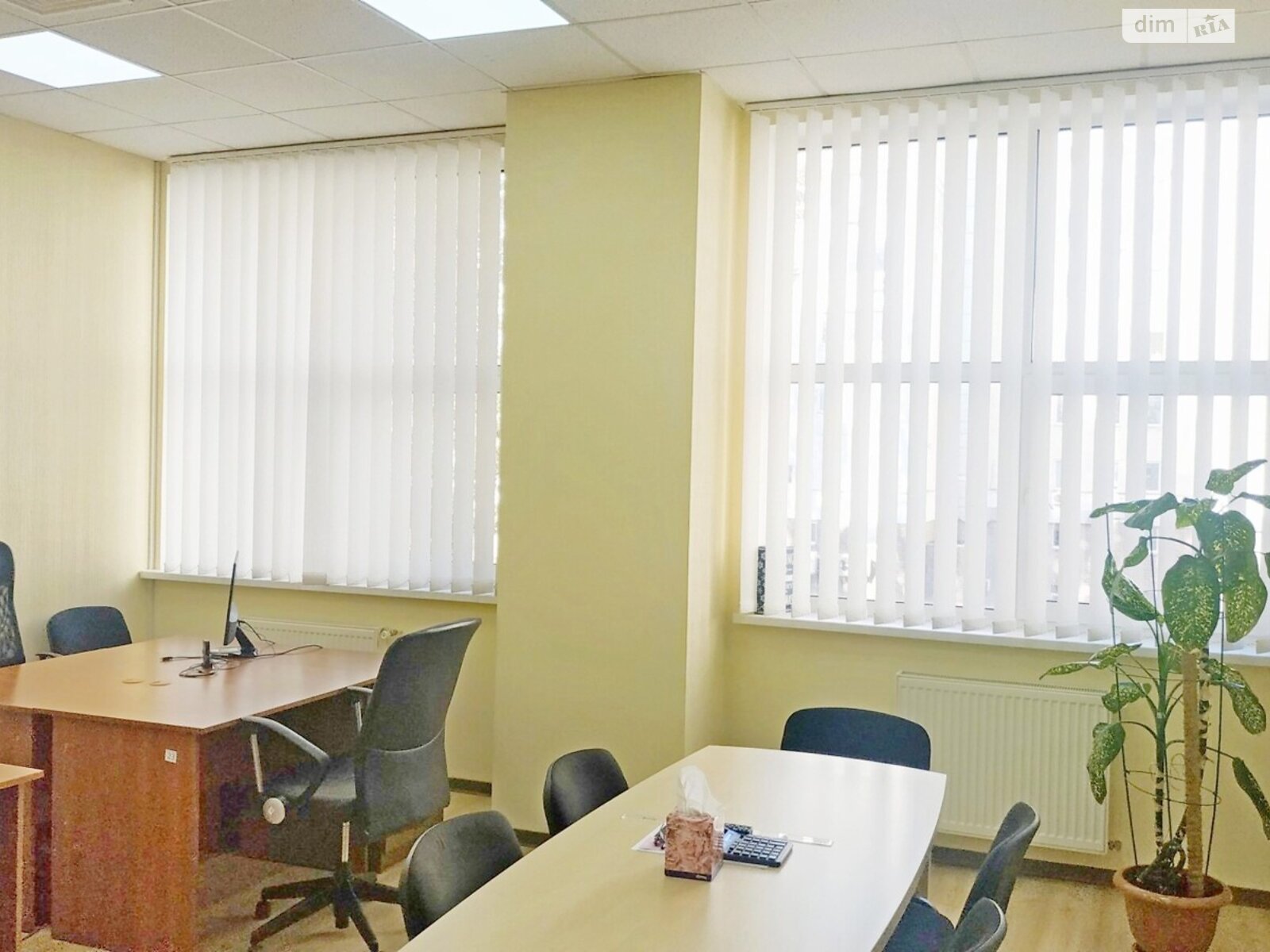 Оренда офісного приміщення в Києві, Юрія Іллєнка вулиця, приміщень - 3, поверх - 3 фото 1 Оренда офісного приміщення в Києві, Юрія Іллєнка вулиця, приміщень - 3, поверх - 3 фото 1