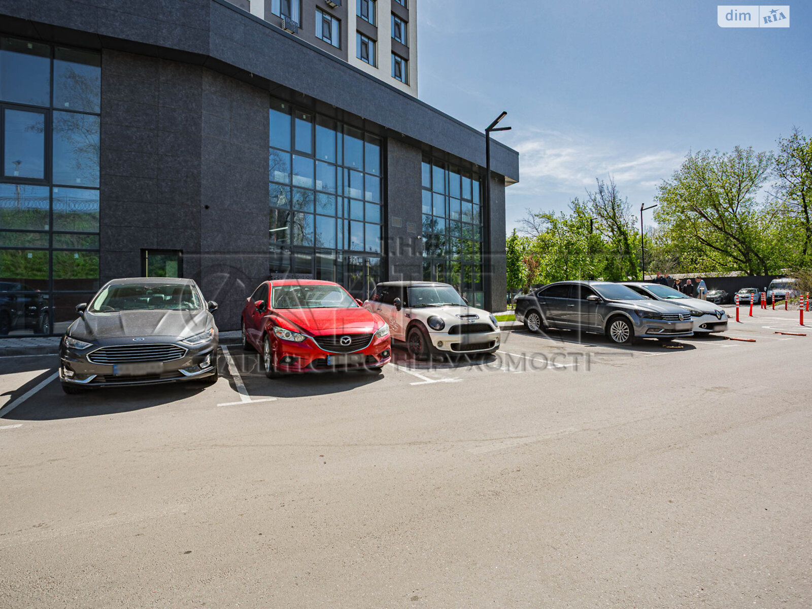 Аренда офисного помещения в Киеве, Любомира Гузара (Космонавта Комарова) проспект, помещений - 5, этаж - 1 фото 1 Аренда офисного помещения в Киеве, Любомира Гузара (Космонавта Комарова) проспект, помещений - 5, этаж - 1 фото 1