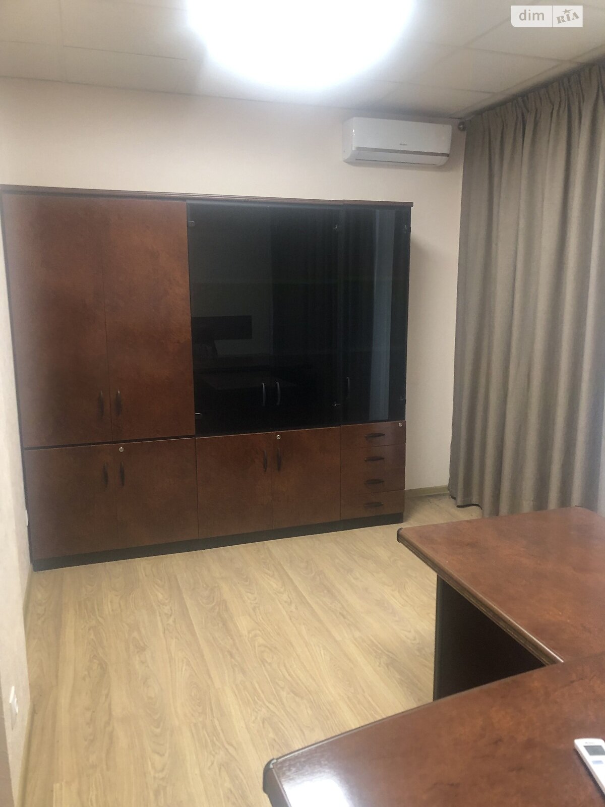 Аренда офисного помещения в Киеве, Маккейна Джона улица 12, помещений - 1, этаж - 3 фото 1