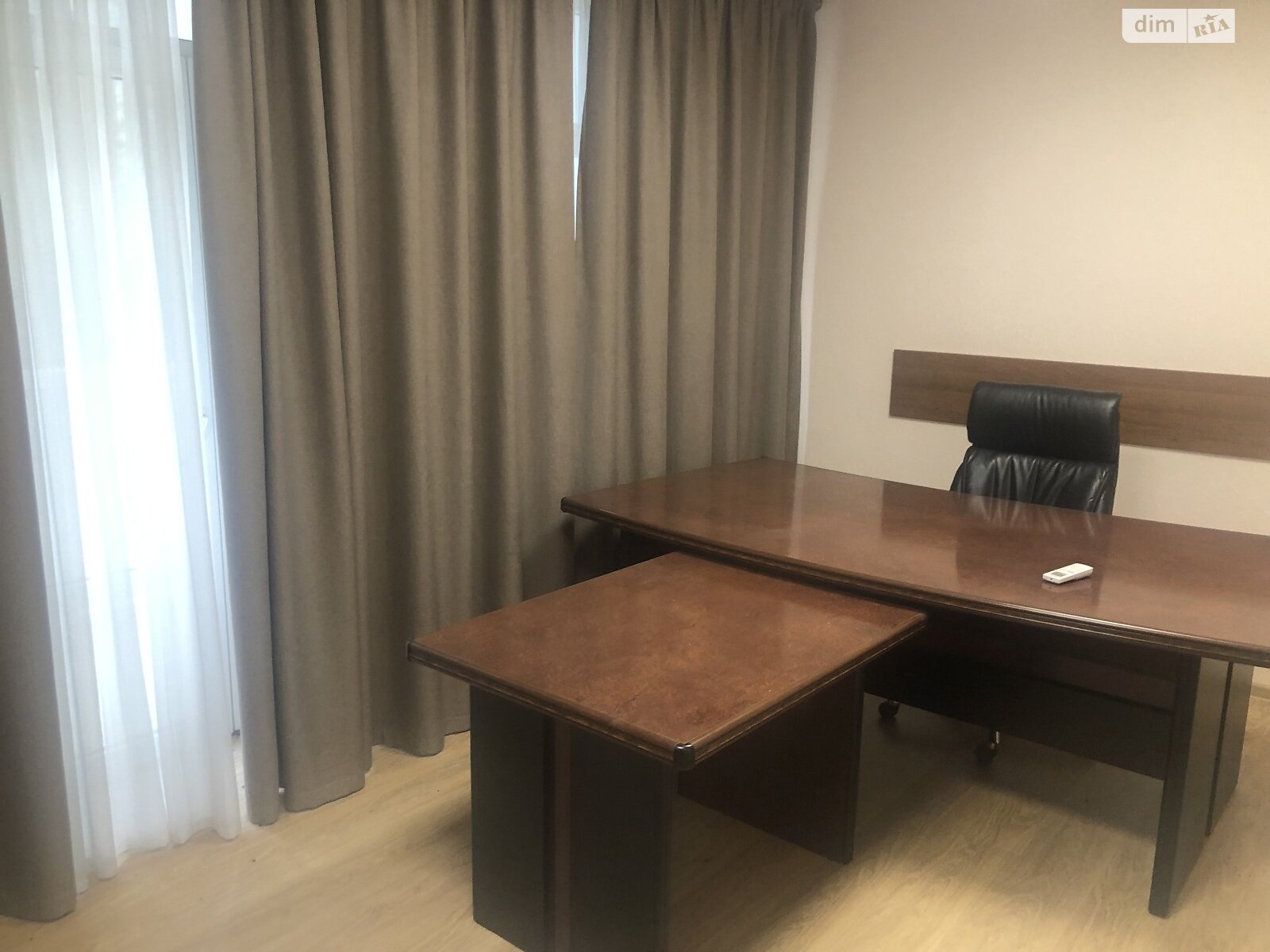 Аренда офисного помещения в Киеве, Маккейна Джона улица 12, помещений - 1, этаж - 3 фото 1