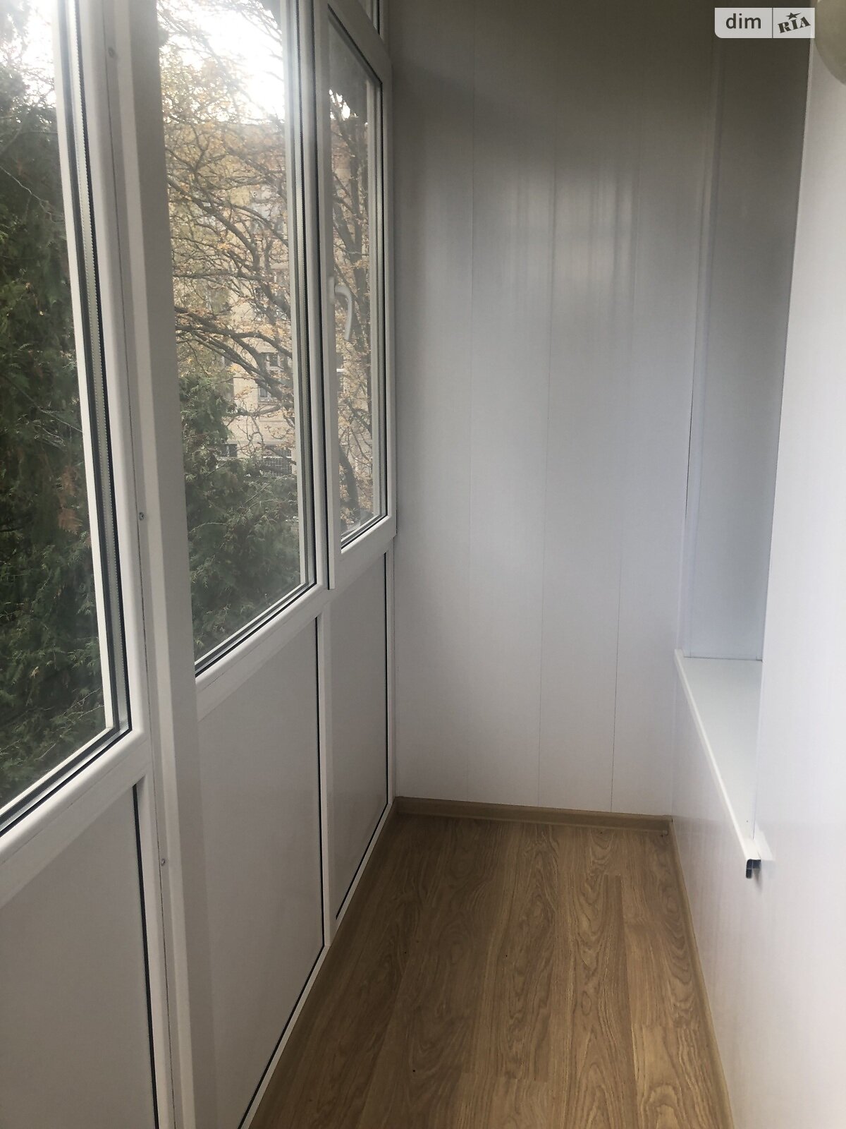 Аренда офисного помещения в Киеве, Маккейна Джона улица 12, помещений - 1, этаж - 3 фото 1