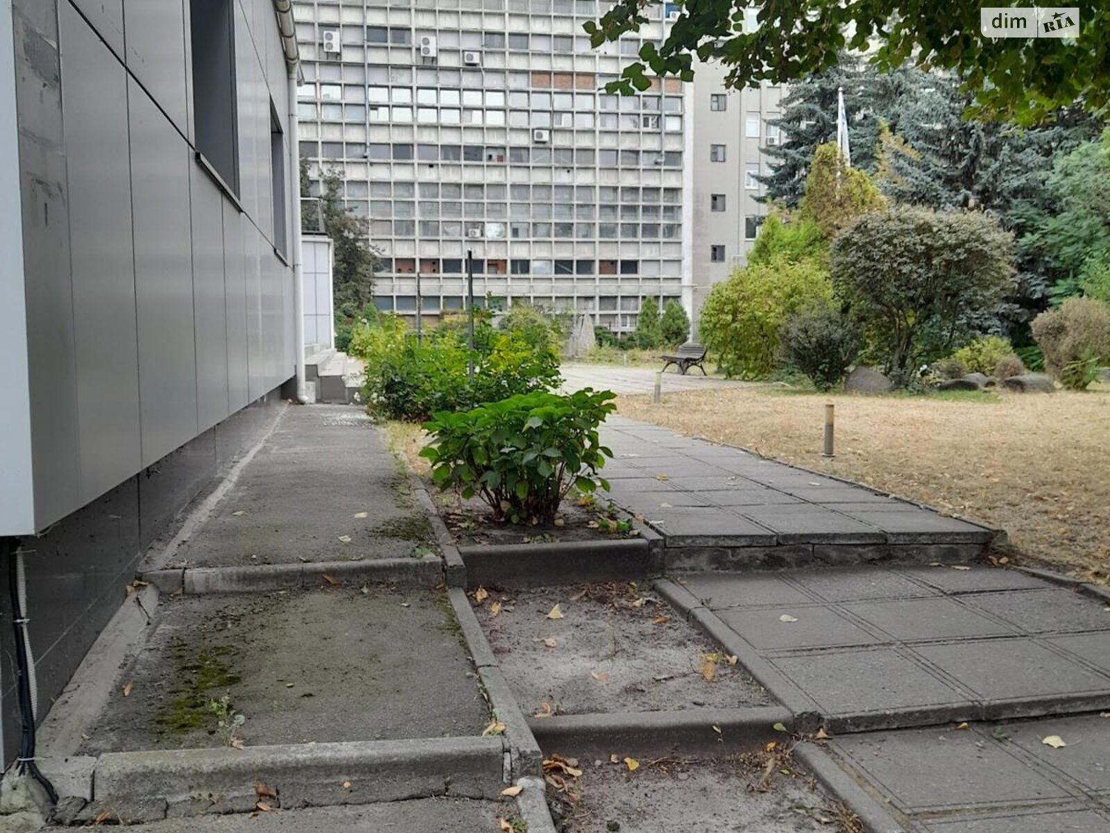 Аренда офисного помещения в Киеве, Леся Курбаса (50-летия Октября) проспект 2Г, помещений - 1, этаж - 1 фото 1