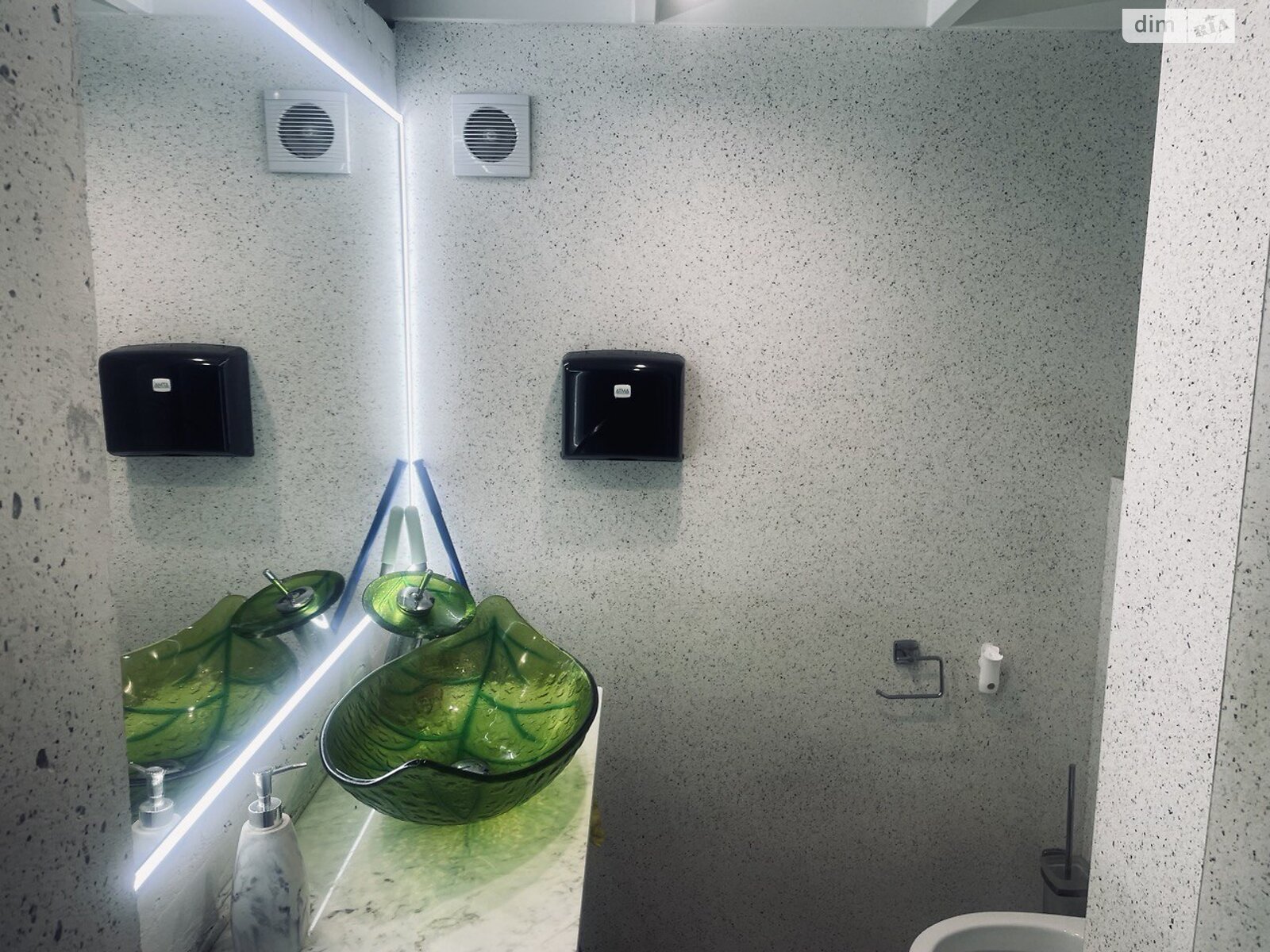 Оренда офісного приміщення в Києві, Сирецько-Садова вулиця 1, приміщень - 3, поверх - 1 фото 1