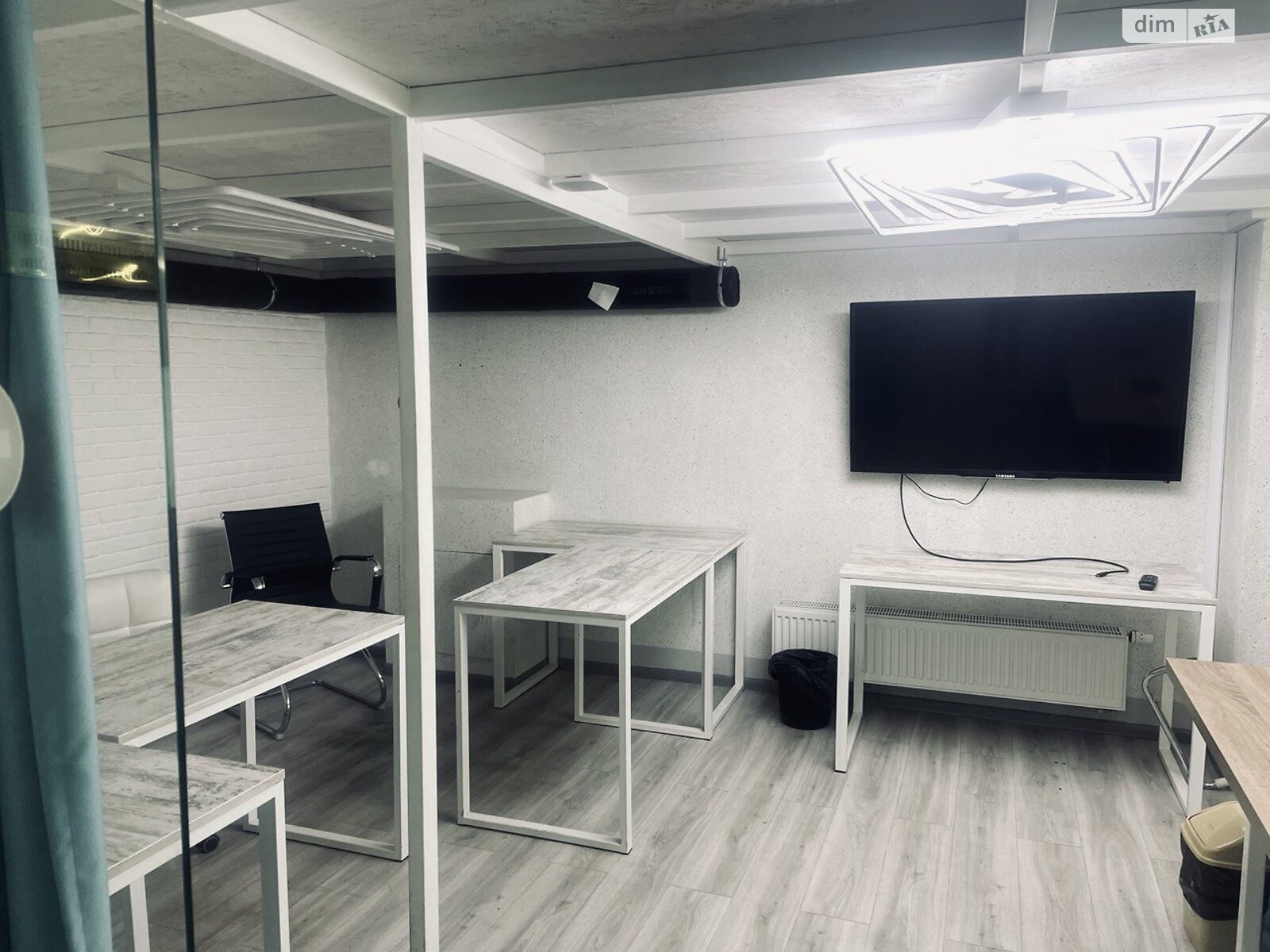 Оренда офісного приміщення в Києві, Сирецько-Садова вулиця 1, приміщень - 3, поверх - 1 фото 1