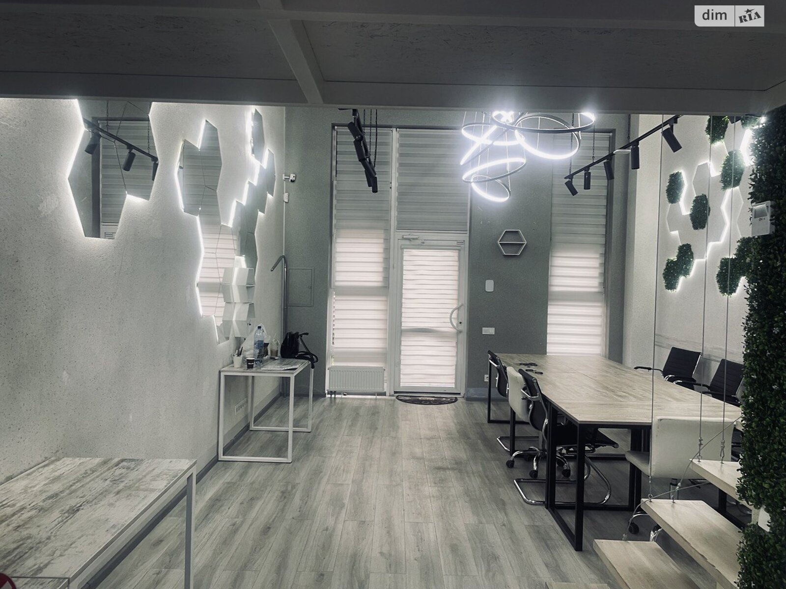Оренда офісного приміщення в Києві, Сирецько-Садова вулиця 1, приміщень - 3, поверх - 1 фото 1