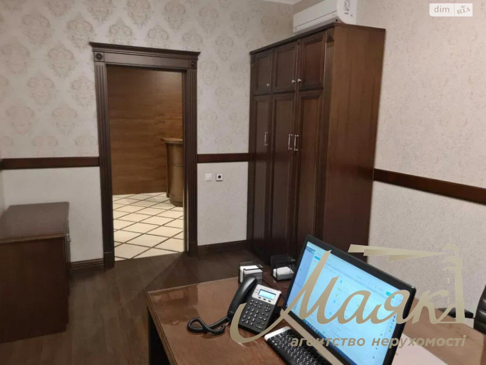 Оренда офісного приміщення в Києві, Антоновича (Горького) вулиця 131, приміщень - 3, поверх - 2 фото 1 Оренда офісного приміщення в Києві, Антоновича (Горького) вулиця 131, приміщень - 3, поверх - 2 фото 1