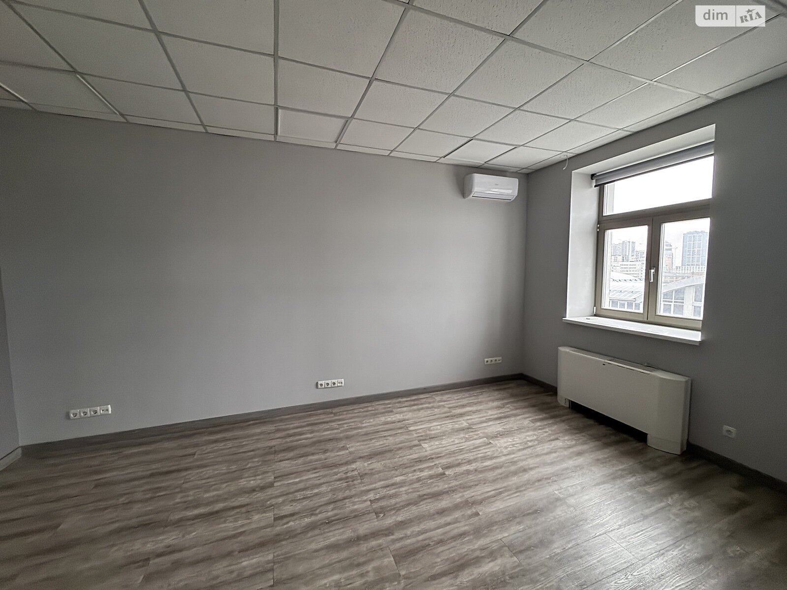 Аренда офисного помещения в Киеве, Большая Васильковская улица 72, помещений - 4, этаж - 12 фото 1 Аренда офисного помещения в Киеве, Большая Васильковская улица 72, помещений - 4, этаж - 12 фото 1