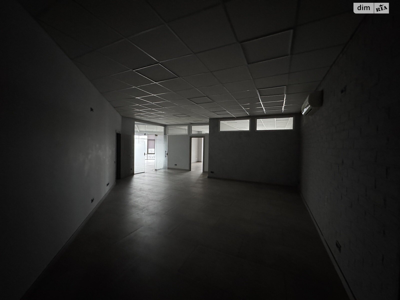 Аренда офисного помещения в Киеве, Большая Васильковская улица 72, помещений - 4, этаж - 12 фото 1 Аренда офисного помещения в Киеве, Большая Васильковская улица 72, помещений - 4, этаж - 12 фото 1