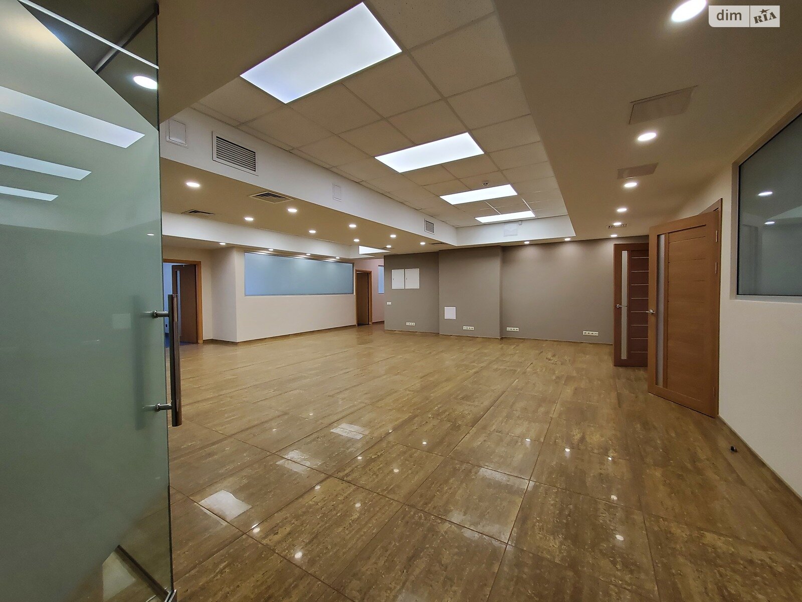 Аренда офисного помещения в Киеве, Большая Васильковская улица 72, помещений -, этаж - 8 фото 1 Аренда офисного помещения в Киеве, Большая Васильковская улица 72, помещений -, этаж - 8 фото 1