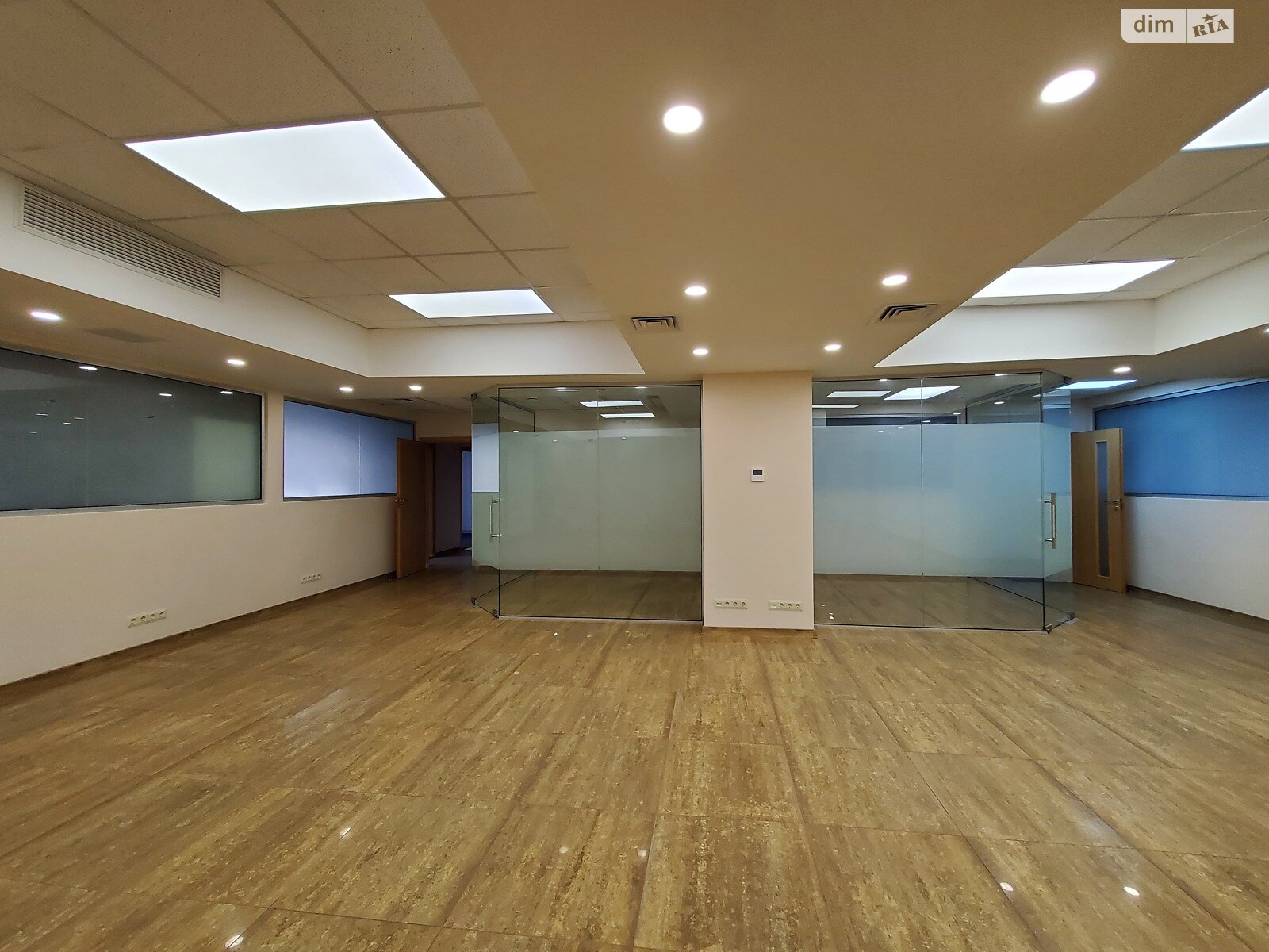 Аренда офисного помещения в Киеве, Большая Васильковская улица 72, помещений -, этаж - 8 фото 1 Аренда офисного помещения в Киеве, Большая Васильковская улица 72, помещений -, этаж - 8 фото 1