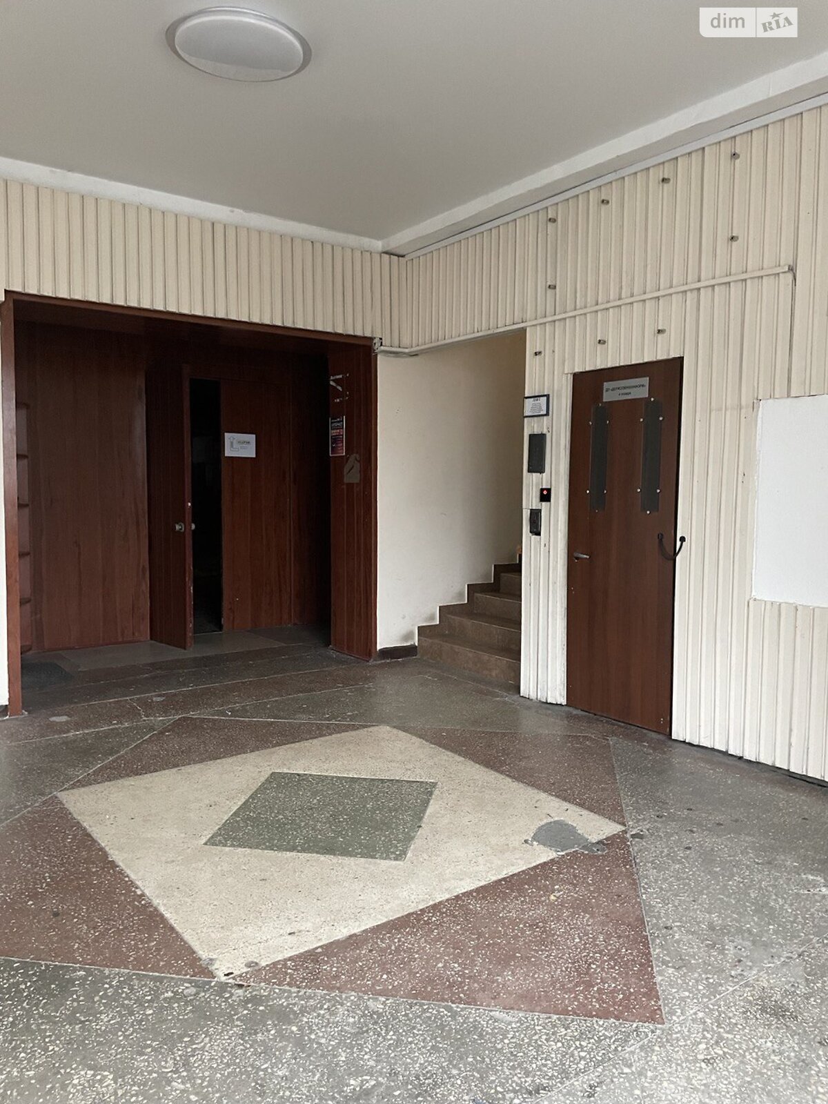 Аренда офисного помещения в Киеве, Загородная (Панаса Любченко) улица 15, помещений - 2, этаж - 3 фото 1 Аренда офисного помещения в Киеве, Загородная (Панаса Любченко) улица 15, помещений - 2, этаж - 3 фото 1