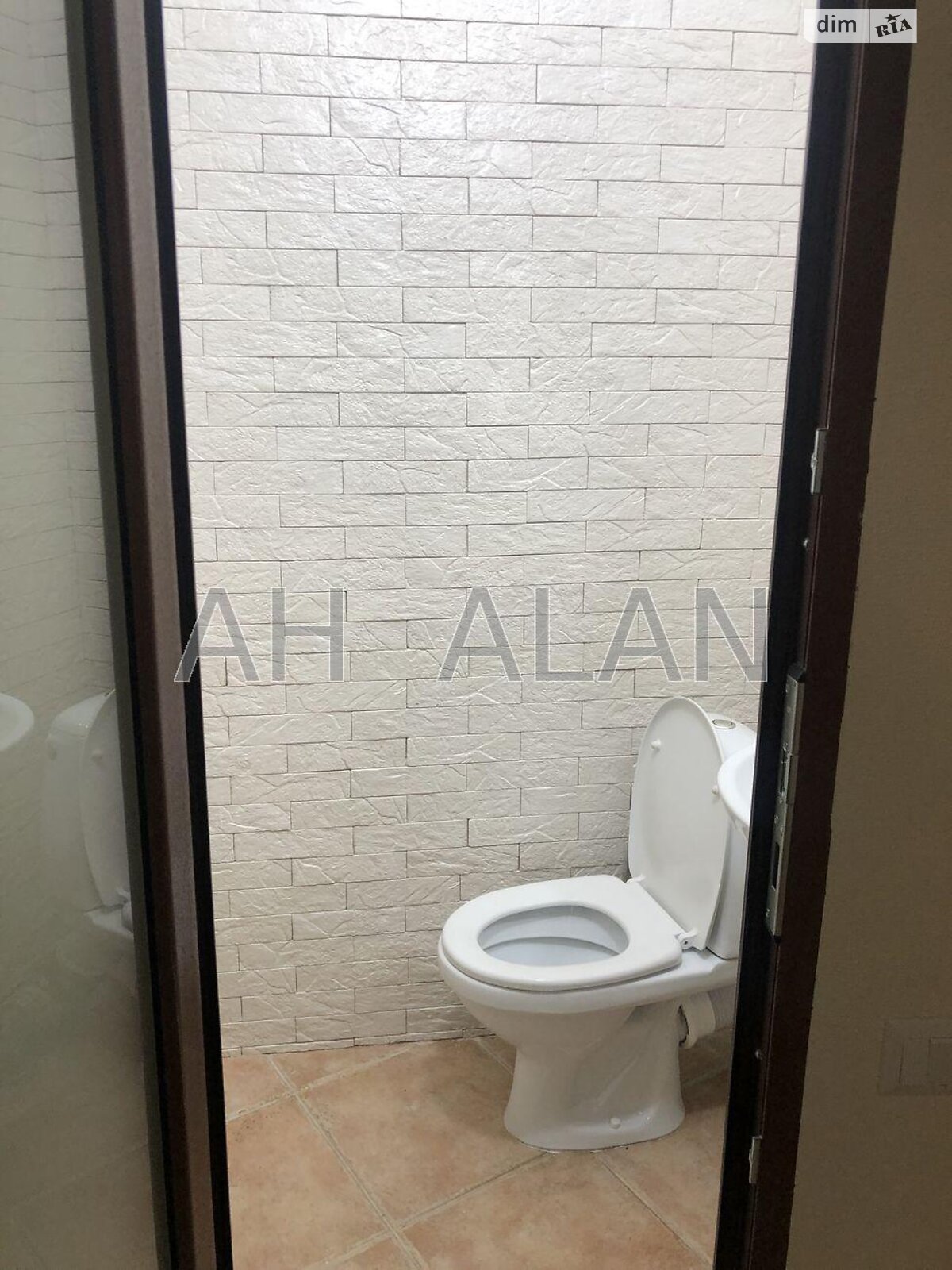 Оренда офісного приміщення в Києві, Левка Лук’яненка вулиця 13А, приміщень - 5, поверх - 1 фото 1 Оренда офісного приміщення в Києві, Левка Лук’яненка вулиця 13А, приміщень - 5, поверх - 1 фото 1