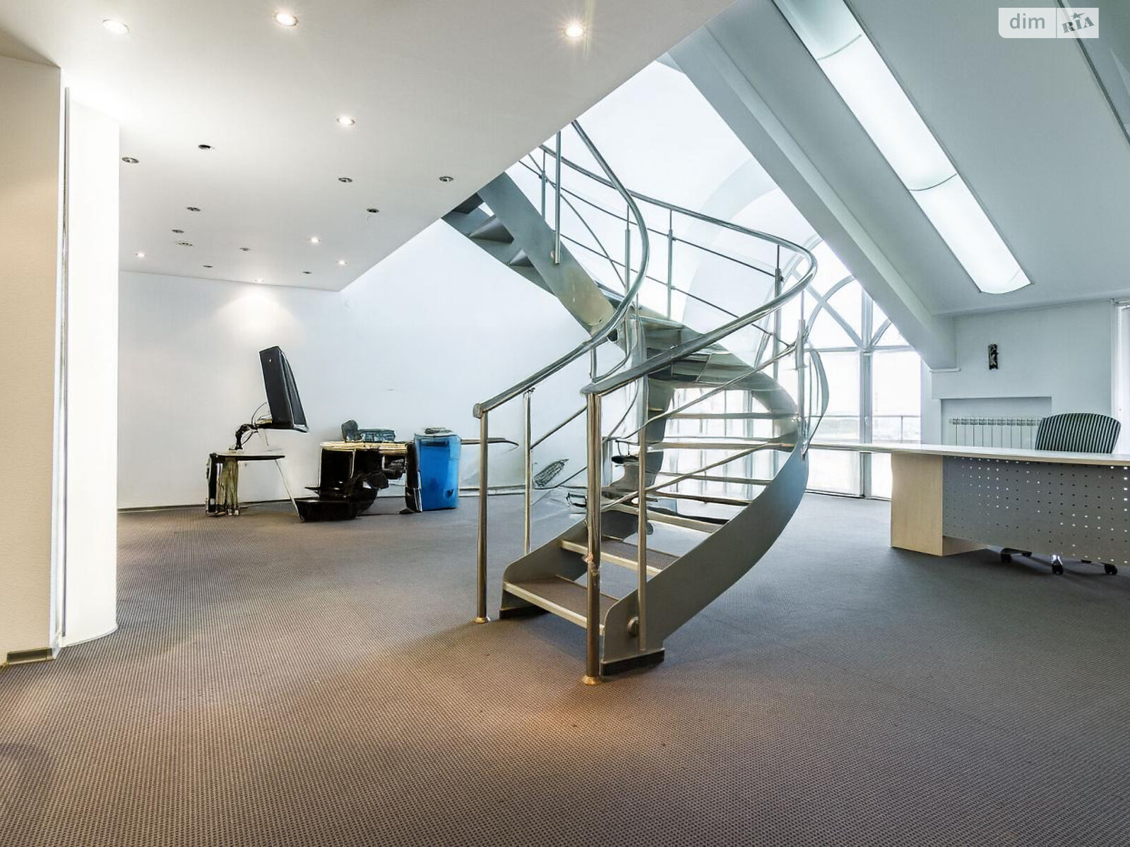 Оренда офісного приміщення в Києві, Левка Лук’яненка вулиця 29, приміщень - 4, поверх - 17 фото 1 Оренда офісного приміщення в Києві, Левка Лук’яненка вулиця 29, приміщень - 4, поверх - 17 фото 1