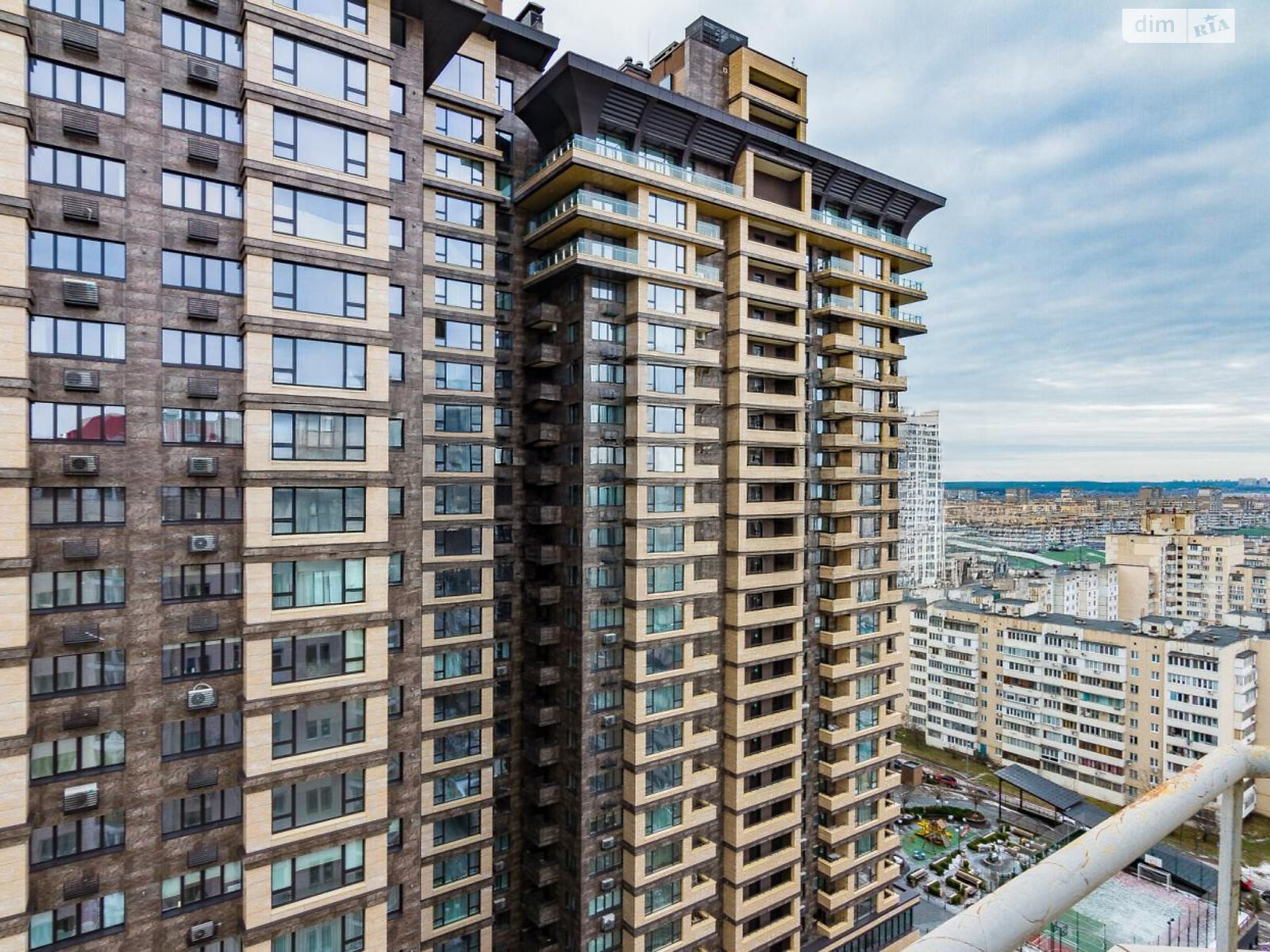 Оренда офісного приміщення в Києві, Левка Лук’яненка вулиця 29, приміщень - 4, поверх - 17 фото 1 Оренда офісного приміщення в Києві, Левка Лук’яненка вулиця 29, приміщень - 4, поверх - 17 фото 1