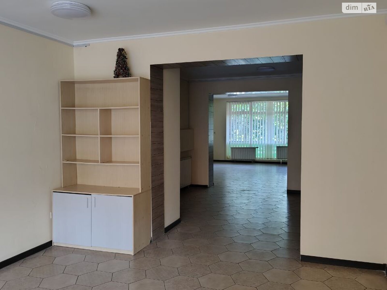 Оренда офісного приміщення в Києві, Оболонська набережна 19 корпус 5, приміщень - 3, поверх - 1 фото 1 Оренда офісного приміщення в Києві, Оболонська набережна 19 корпус 5, приміщень - 3, поверх - 1 фото 1