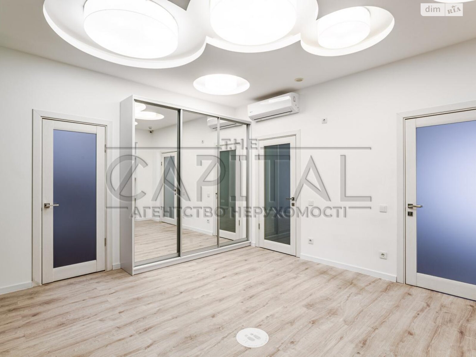 Оренда офісного приміщення в Києві, Оболонська набережна, приміщень - 7, поверх - 1 фото 1