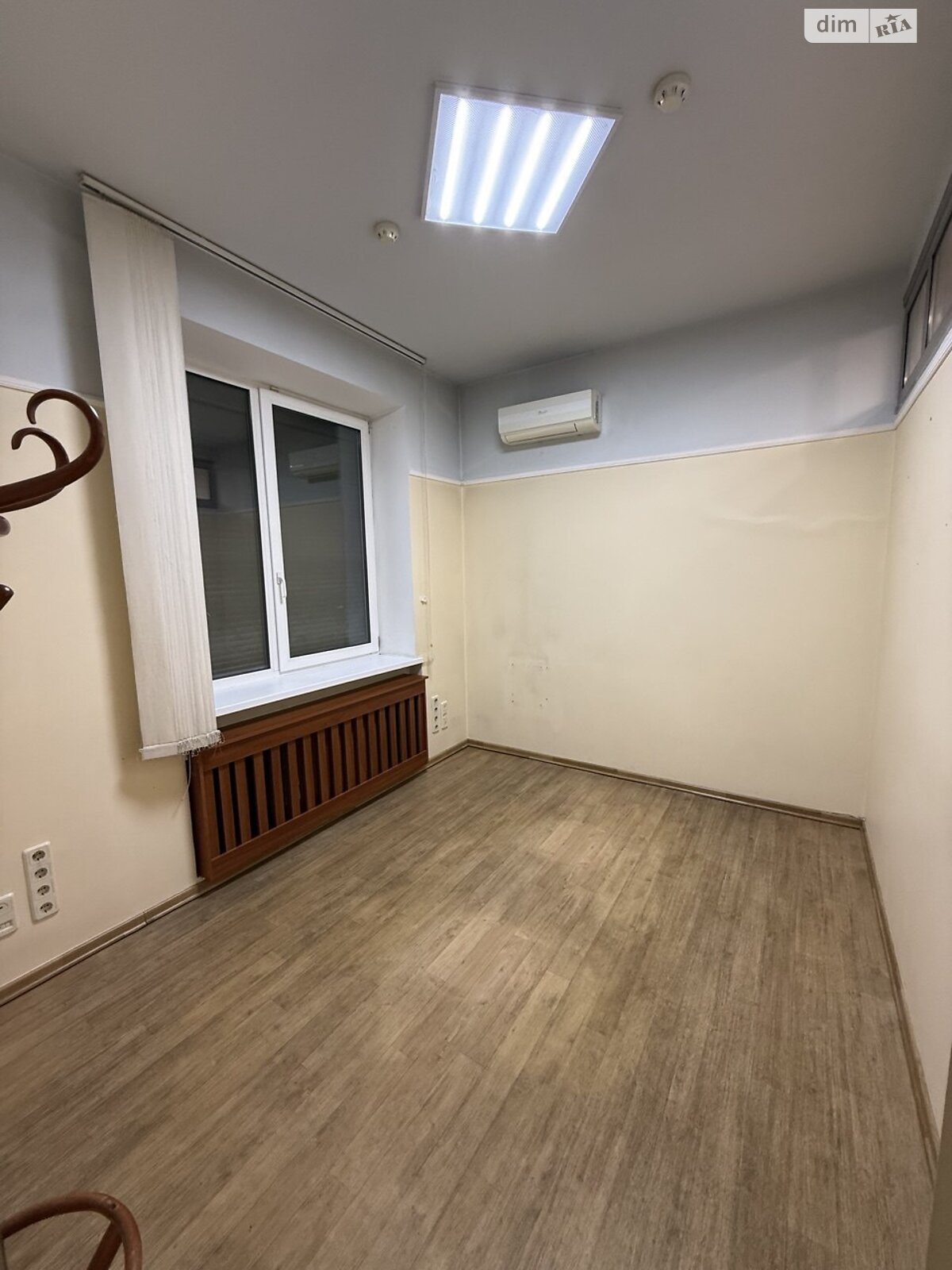 Оренда офісного приміщення в Києві, Володимира Івасюка проспект 6Б, приміщень - 2 фото 1 Оренда офісного приміщення в Києві, Володимира Івасюка проспект 6Б, приміщень - 2 фото 1