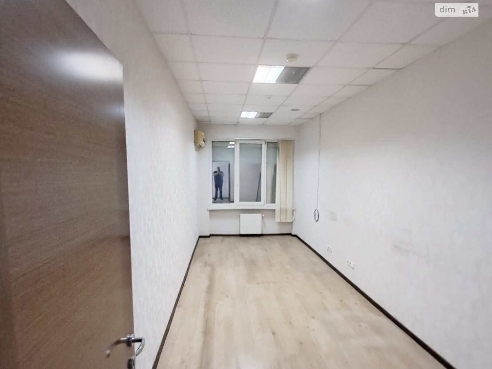 Оренда офісного приміщення в Києві, Рилєєва вулиця, приміщень - 1, поверх - 1 фото 1 Оренда офісного приміщення в Києві, Рилєєва вулиця, приміщень - 1, поверх - 1 фото 1