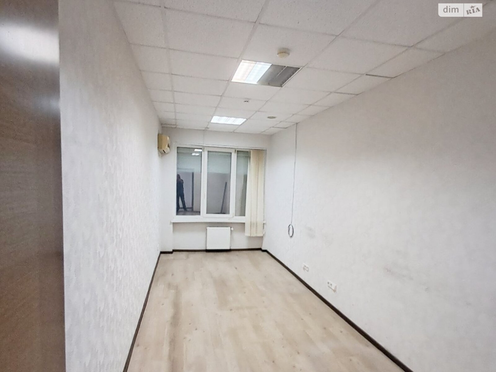 Оренда офісного приміщення в Києві, Рилєєва вулиця, приміщень - 1, поверх - 1 фото 1 Оренда офісного приміщення в Києві, Рилєєва вулиця, приміщень - 1, поверх - 1 фото 1