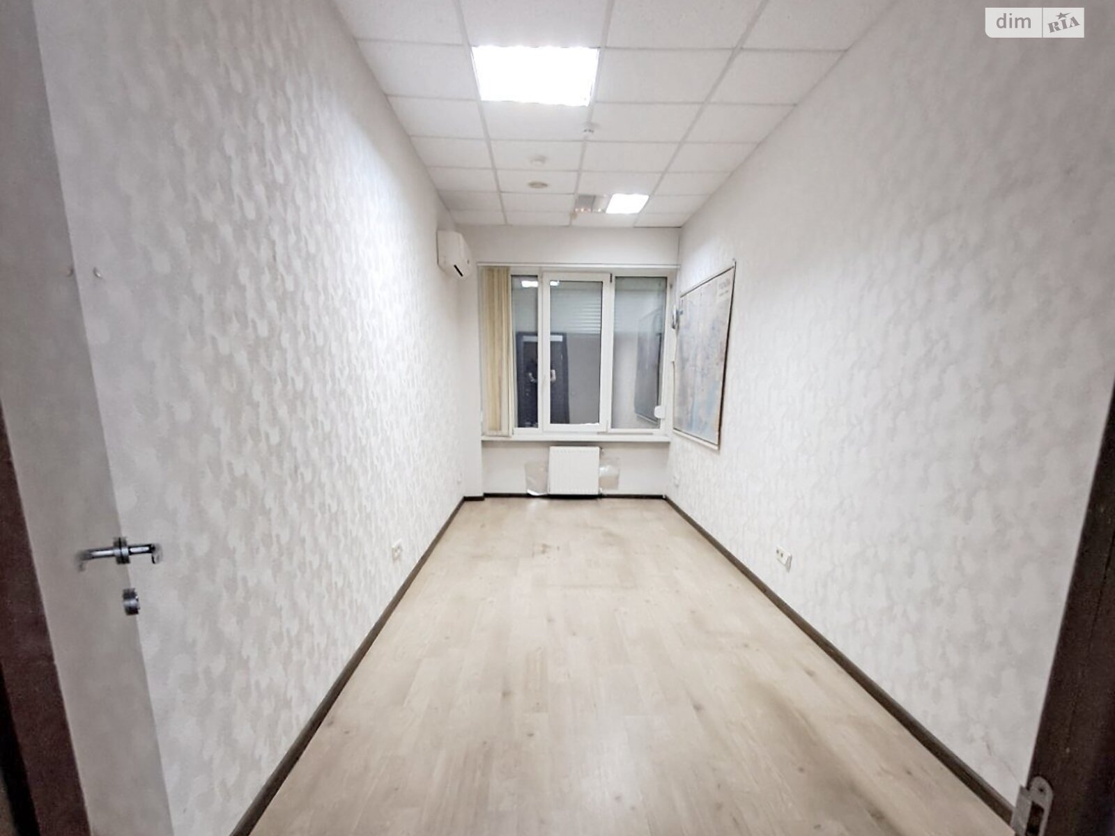 Оренда офісного приміщення в Києві, Рилєєва вулиця, приміщень - 1, поверх - 1 фото 1 Оренда офісного приміщення в Києві, Рилєєва вулиця, приміщень - 1, поверх - 1 фото 1