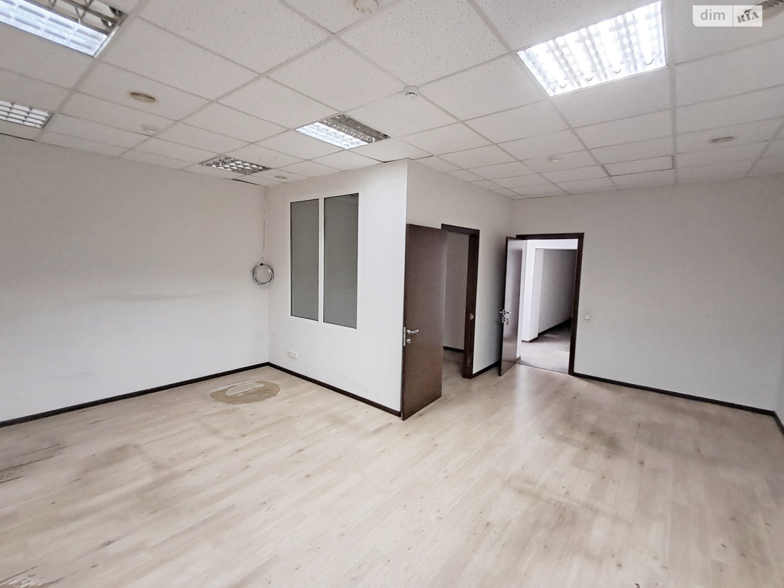 Оренда офісного приміщення в Києві, Рилєєва вулиця, приміщень - 1, поверх - 1 фото 1 Оренда офісного приміщення в Києві, Рилєєва вулиця, приміщень - 1, поверх - 1 фото 1