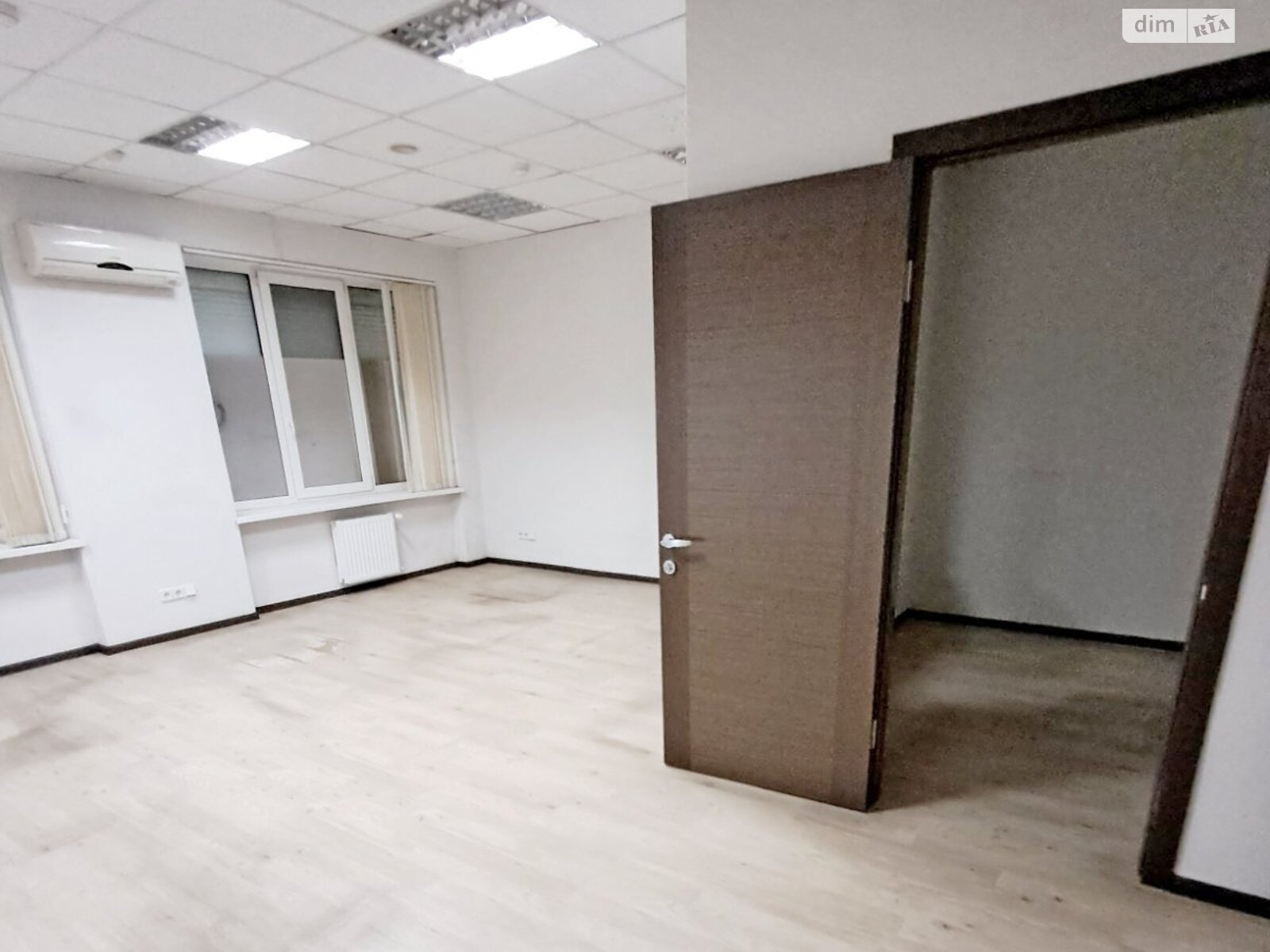 Оренда офісного приміщення в Києві, Рилєєва вулиця, приміщень - 1, поверх - 1 фото 1 Оренда офісного приміщення в Києві, Рилєєва вулиця, приміщень - 1, поверх - 1 фото 1