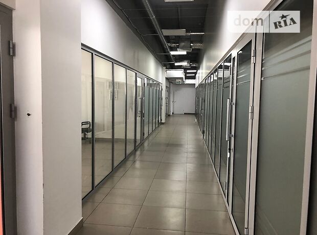 Аренда офисного помещения в Киеве, Вербная 17а, помещений - 1, этаж - 1 фото 1 Аренда офисного помещения в Киеве, Вербная 17а, помещений - 1, этаж - 1 фото 1