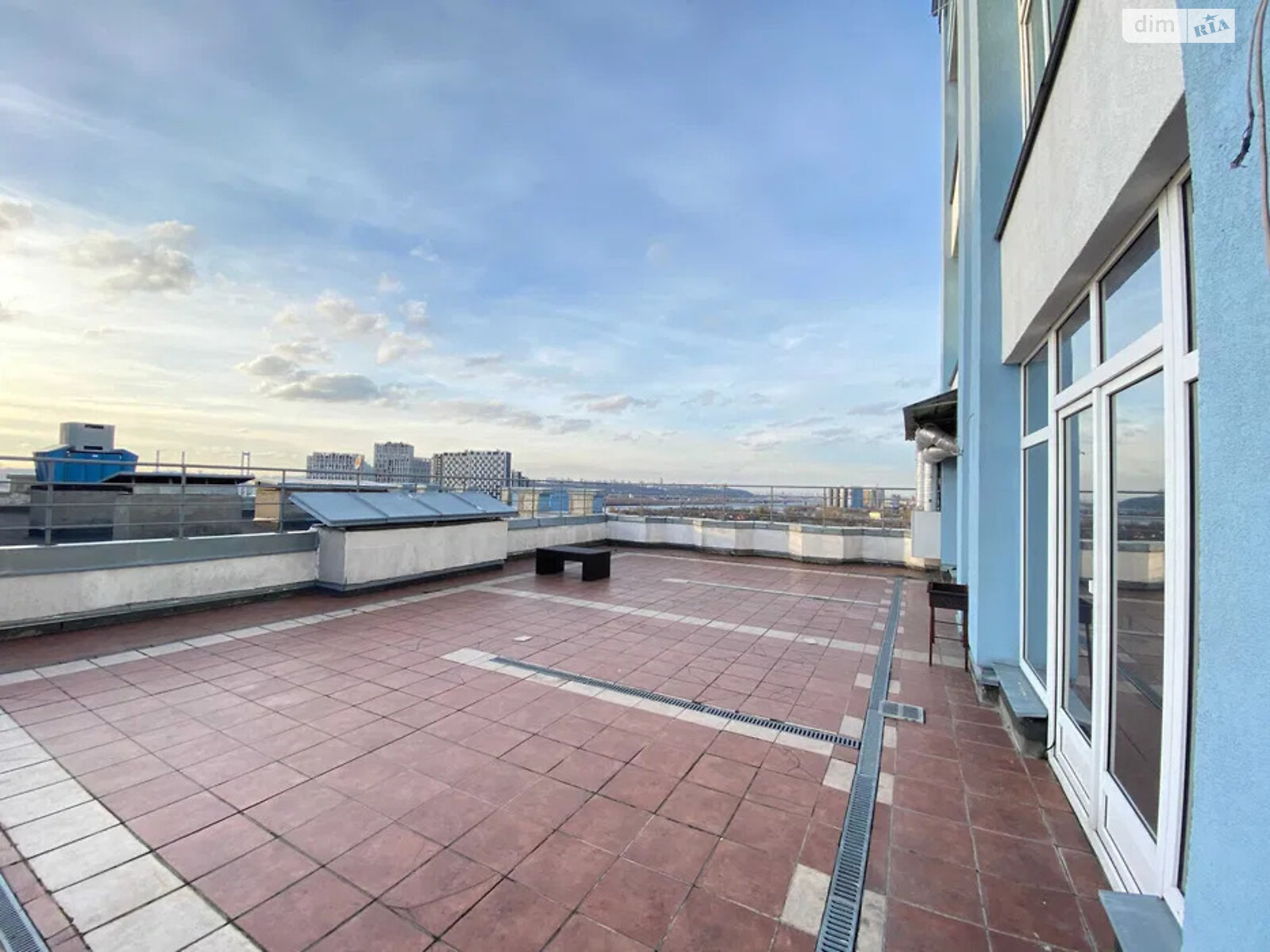 Оренда офісного приміщення в Києві, Дніпровська набережна 26Ж, приміщень - 1, поверх - 17 фото 1 Оренда офісного приміщення в Києві, Дніпровська набережна 26Ж, приміщень - 1, поверх - 17 фото 1