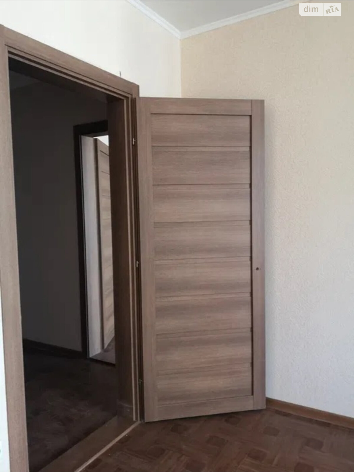 Аренда офисного помещения в Киеве, Ревуцкого улица 54А, помещений - 3, этаж - 2 фото 1 Аренда офисного помещения в Киеве, Ревуцкого улица 54А, помещений - 3, этаж - 2 фото 1