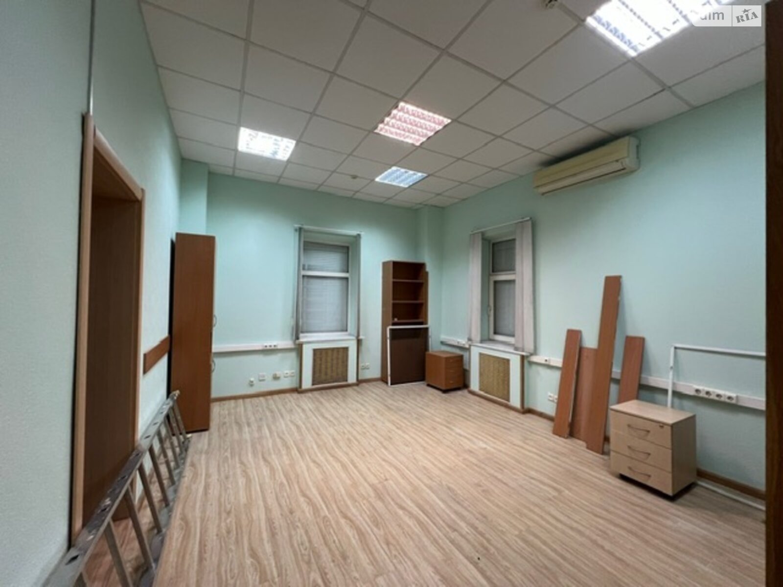 Оренда офісного приміщення в Києві, Саксаганського вулиця 67Б, приміщень - 10, поверх - 1 фото 1 Оренда офісного приміщення в Києві, Саксаганського вулиця 67Б, приміщень - 10, поверх - 1 фото 1