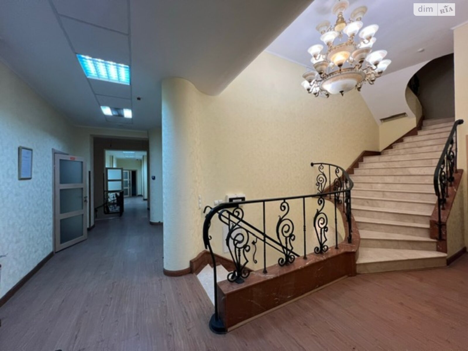 Оренда офісного приміщення в Києві, Саксаганського вулиця 67Б, приміщень - 10, поверх - 1 фото 1 Оренда офісного приміщення в Києві, Саксаганського вулиця 67Б, приміщень - 10, поверх - 1 фото 1
