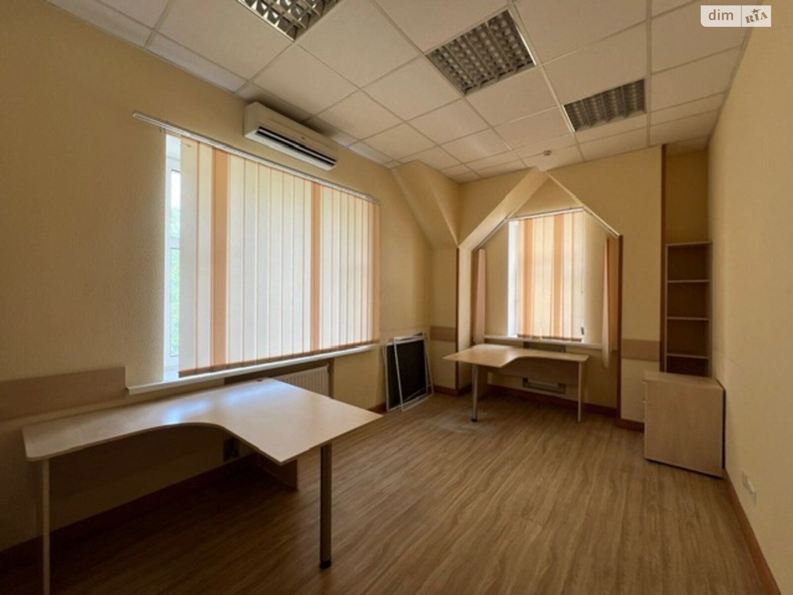 Оренда офісного приміщення в Києві, Саксаганського вулиця 67Б, приміщень - 10, поверх - 1 фото 1 Оренда офісного приміщення в Києві, Саксаганського вулиця 67Б, приміщень - 10, поверх - 1 фото 1