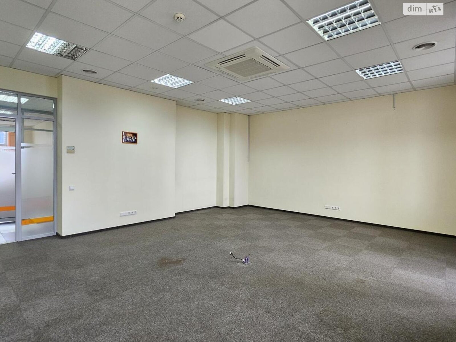 Аренда офисного помещения в Киеве, Дружбы Народов бульвар 19, помещений - 18, этаж - 8 фото 1