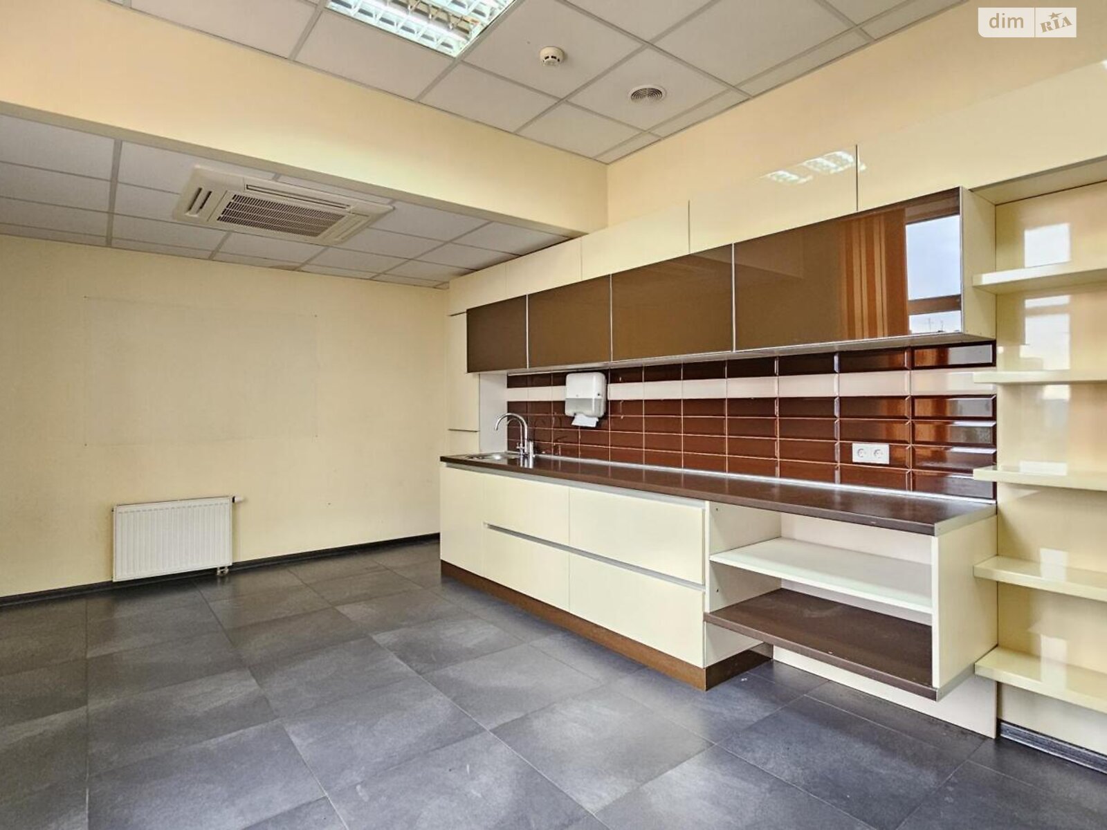 Аренда офисного помещения в Киеве, Дружбы Народов бульвар 19, помещений - 18, этаж - 8 фото 1