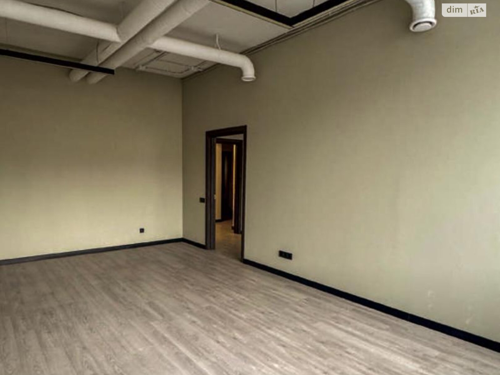 Аренда офисного помещения в Киеве, Генерала Алмазова улица 13, помещений - 3, этаж - 6 фото 1