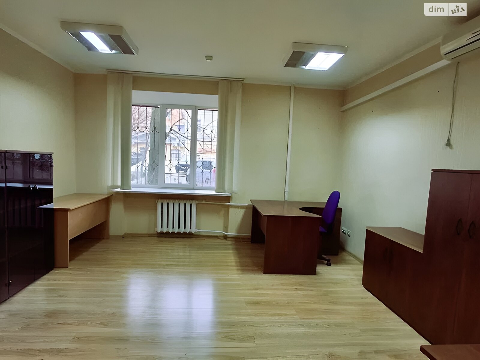 Аренда офисного помещения в Киеве, Ипсилантьевский (Аистова) переулок 3, помещений - 4, этаж - 1 фото 1 Аренда офисного помещения в Киеве, Ипсилантьевский (Аистова) переулок 3, помещений - 4, этаж - 1 фото 1
