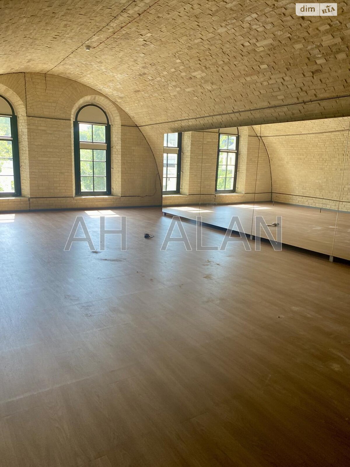 Аренда офисного помещения в Киеве, Ивана Мазепы (Январского Восстания) улица 1, помещений -, этаж - 2 фото 1