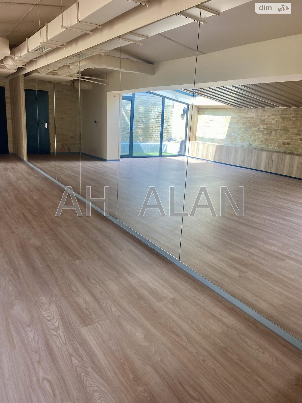 Аренда офисного помещения в Киеве, Ивана Мазепы (Январского Восстания) улица 1, помещений -, этаж - 2 фото 1