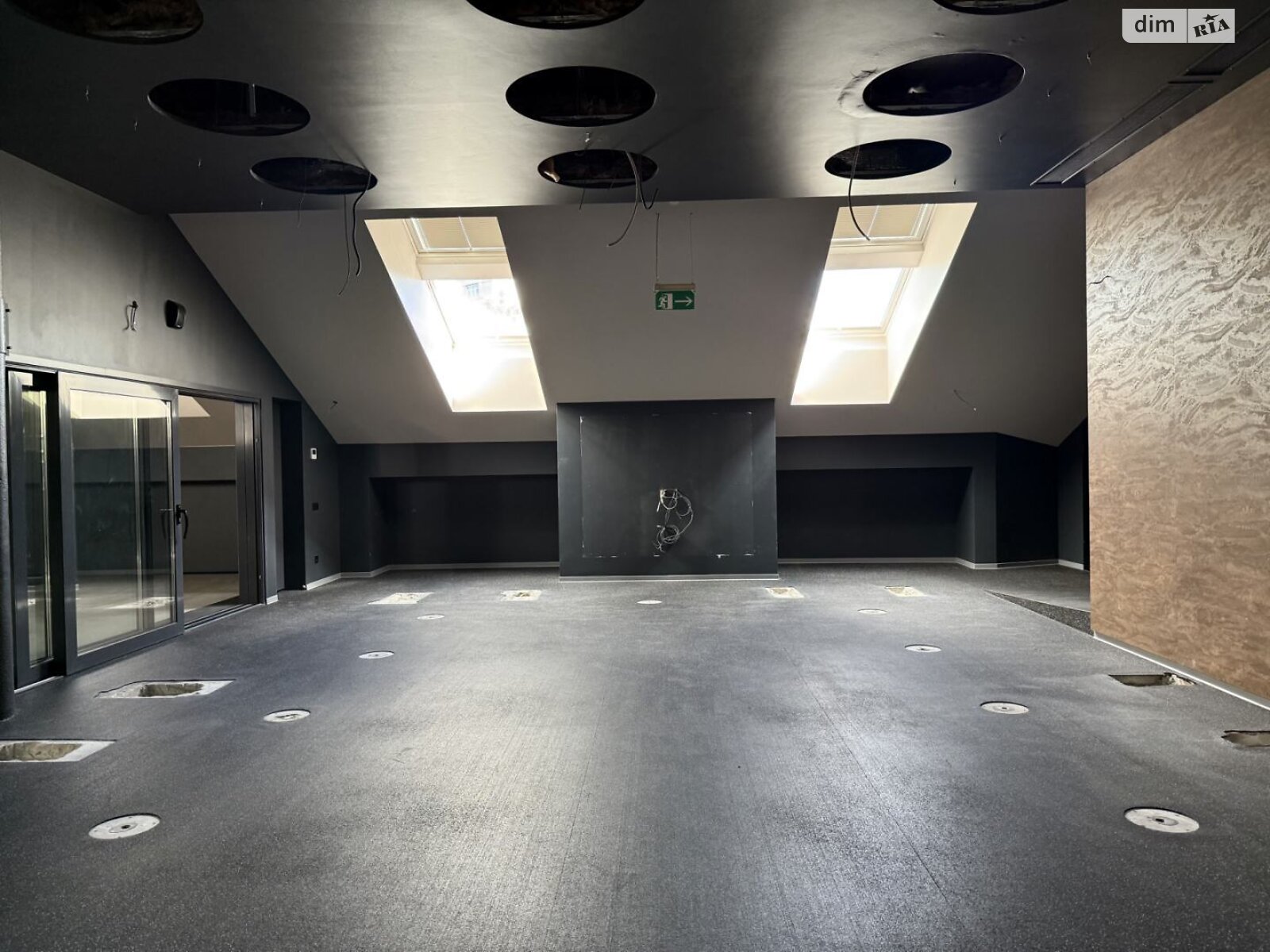 Аренда офисного помещения в Киеве, Ивана Мазепы (Январского Восстания) улица 1, помещений -, этаж - 2 фото 1