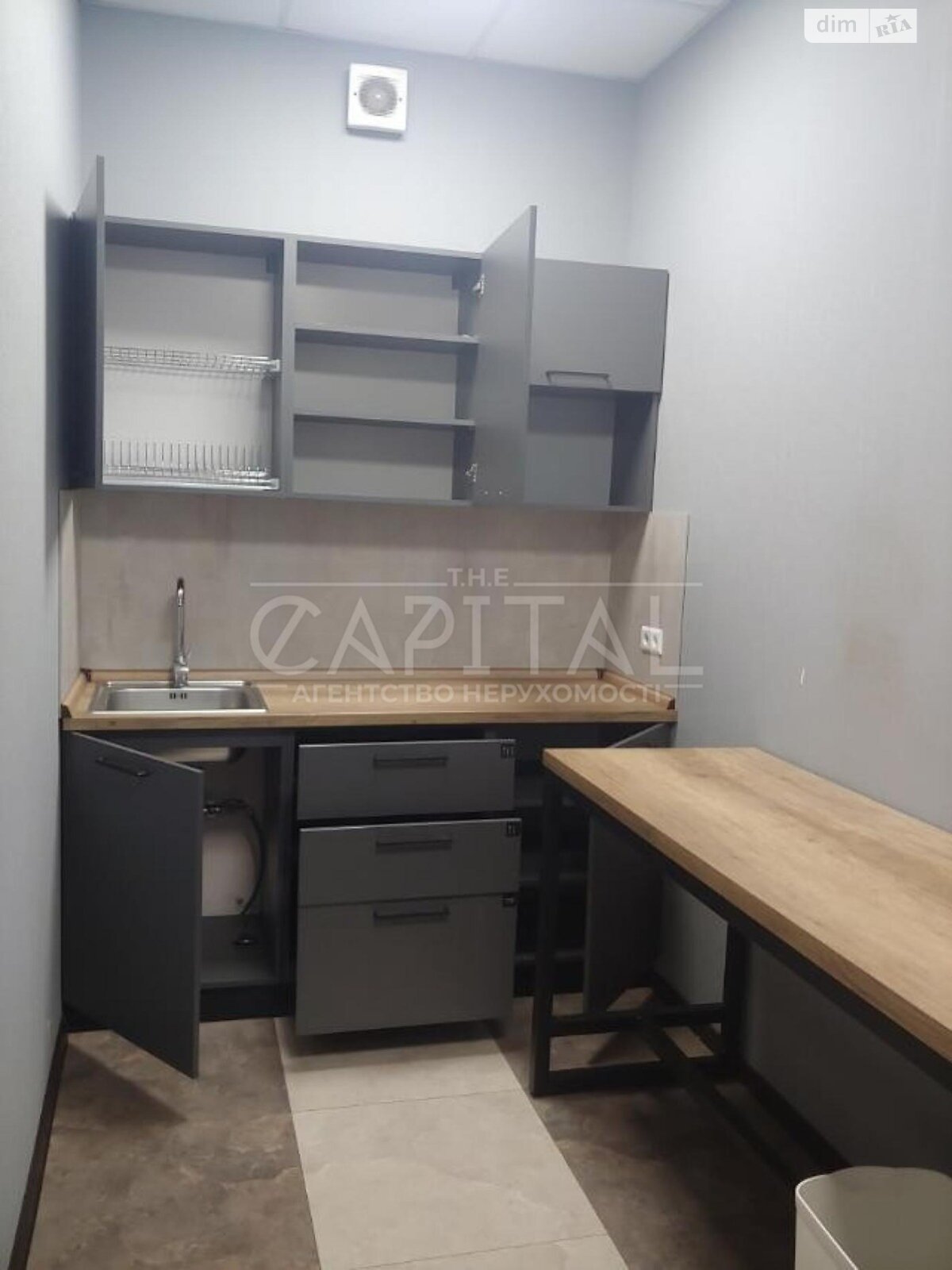 Оренда офісного приміщення в Києві, Кловський узвіз 7, приміщень - 3, поверх - 2 фото 1 Оренда офісного приміщення в Києві, Кловський узвіз 7, приміщень - 3, поверх - 2 фото 1