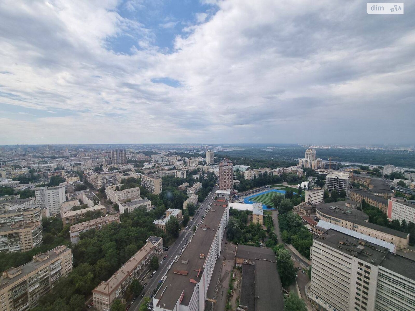 Аренда офисного помещения в Киеве, Кловский спуск 7, помещений - 8, этаж - 41 фото 1 Аренда офисного помещения в Киеве, Кловский спуск 7, помещений - 8, этаж - 41 фото 1