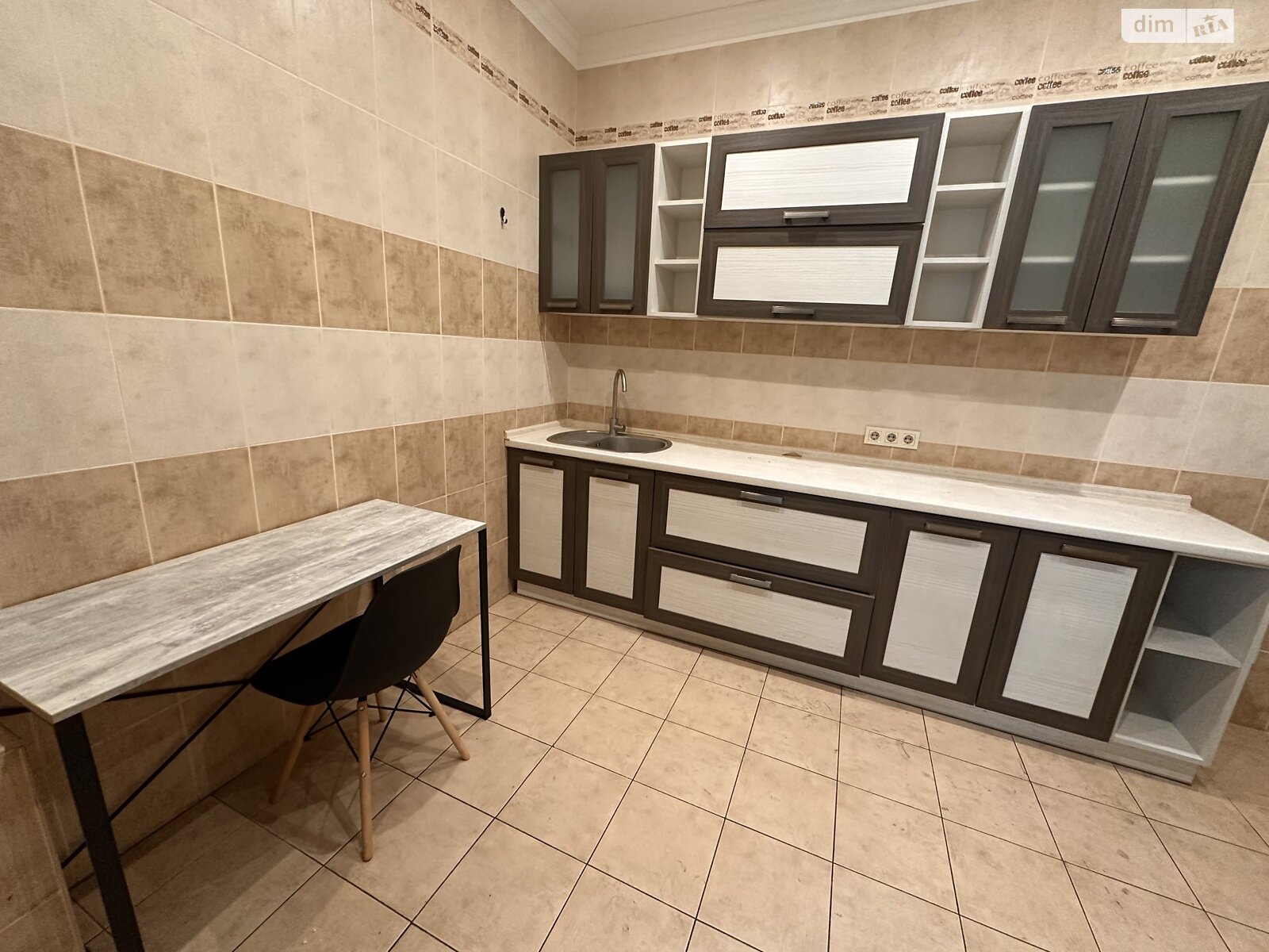 Аренда офисного помещения в Киеве, Кловский спуск 7, помещений - 8, этаж - 22 фото 1