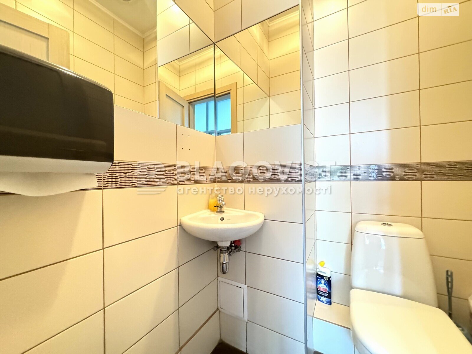 Оренда офісного приміщення в Києві, Князів Острозьких (Московська) вулиця 46/2, приміщень - 5, поверх - 2 фото 1 Оренда офісного приміщення в Києві, Князів Острозьких (Московська) вулиця 46/2, приміщень - 5, поверх - 2 фото 1