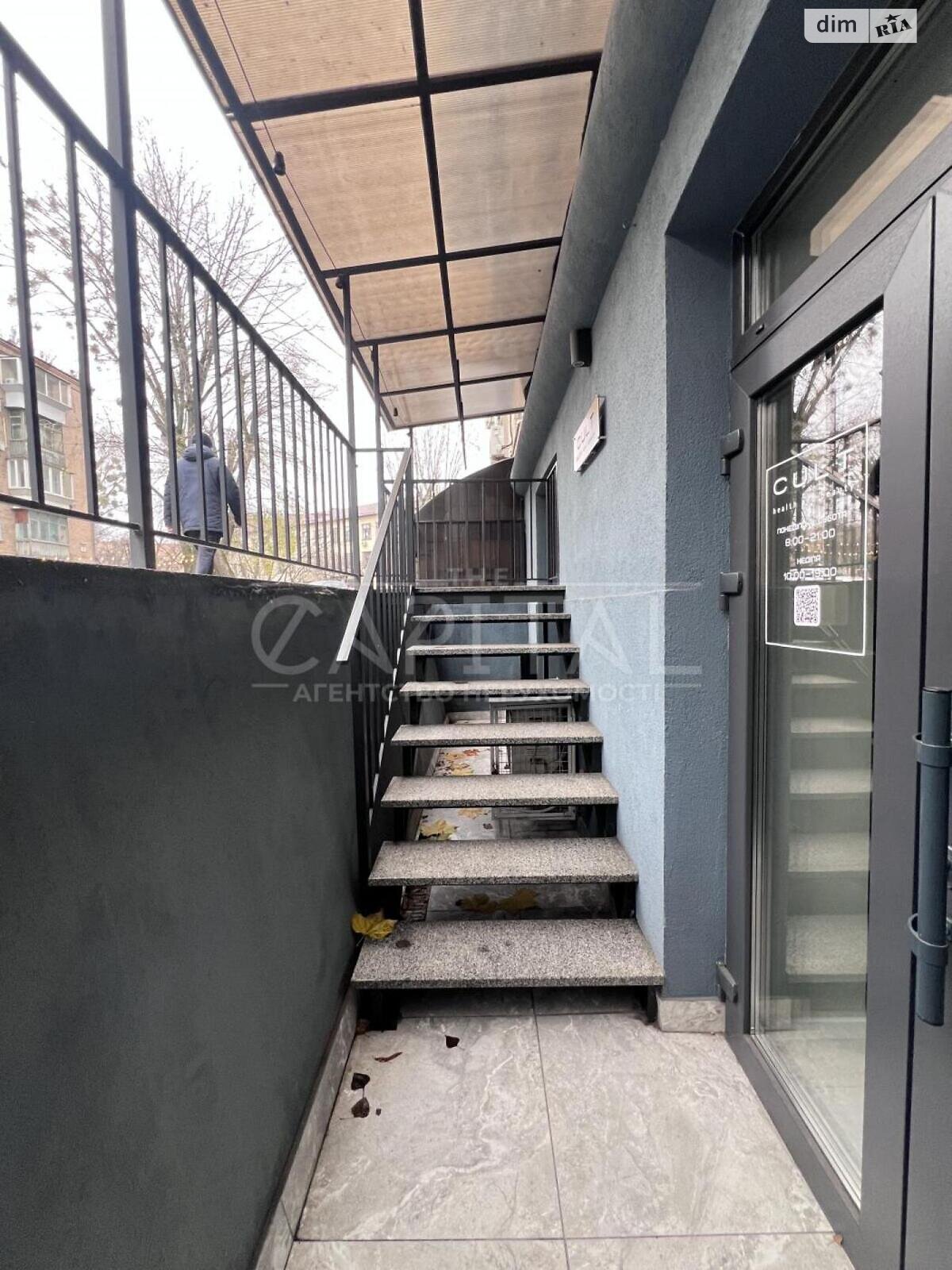 Оренда офісного приміщення в Києві, Князів Острозьких (Московська) вулиця, приміщень - 1, поверх - 1 фото 1 Оренда офісного приміщення в Києві, Князів Острозьких (Московська) вулиця, приміщень - 1, поверх - 1 фото 1