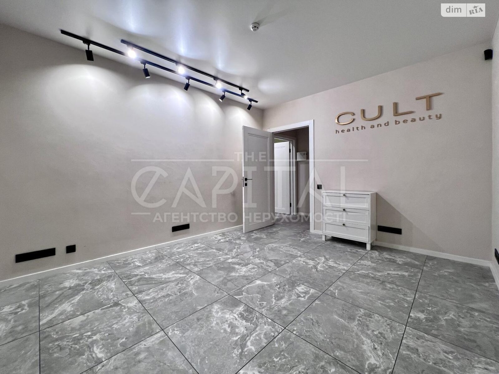 Оренда офісного приміщення в Києві, Князів Острозьких (Московська) вулиця, приміщень - 1, поверх - 1 фото 1 Оренда офісного приміщення в Києві, Князів Острозьких (Московська) вулиця, приміщень - 1, поверх - 1 фото 1