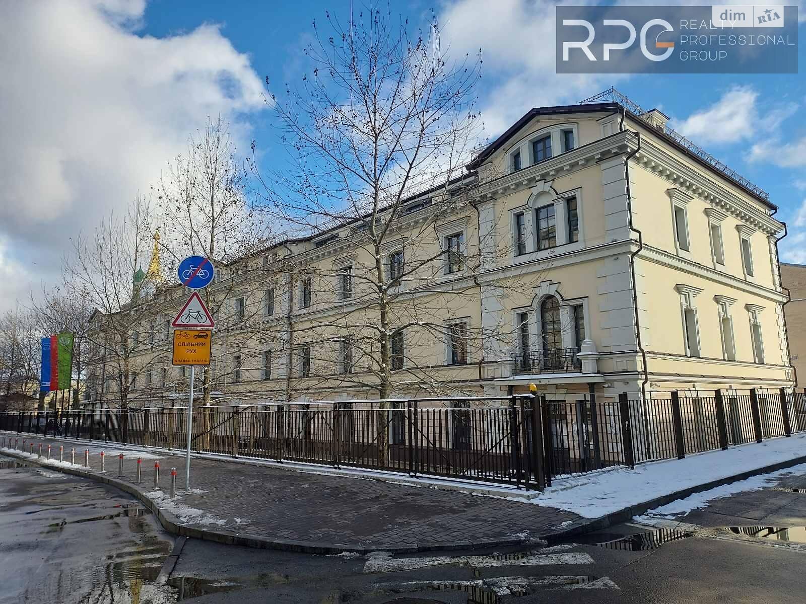 Оренда офісного приміщення в Києві, Лаврська вулиця 16, приміщень - 7, поверх - 4 фото 1 Оренда офісного приміщення в Києві, Лаврська вулиця 16, приміщень - 7, поверх - 4 фото 1