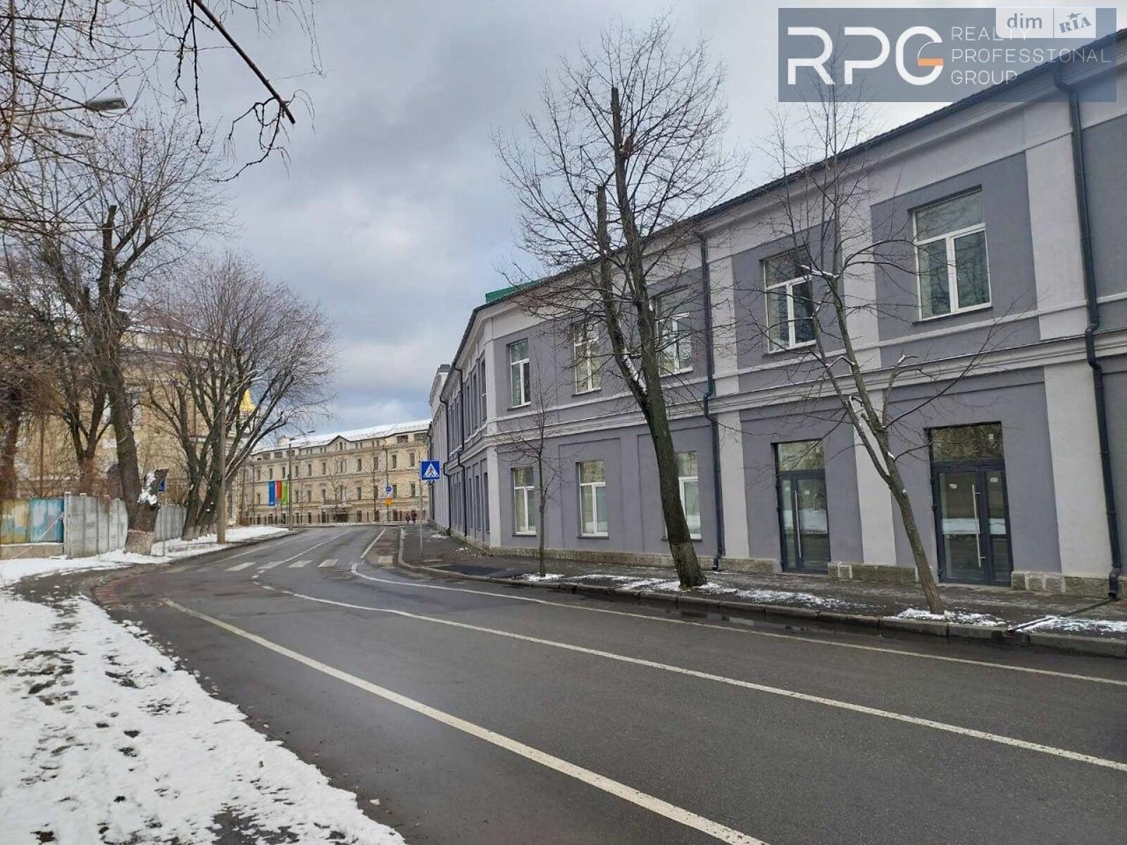 Аренда офисного помещения в Киеве, Лаврская улица 16, помещений - 11, этаж - 1 фото 1 Аренда офисного помещения в Киеве, Лаврская улица 16, помещений - 11, этаж - 1 фото 1